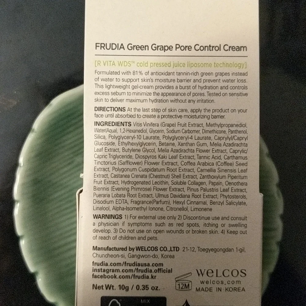 Green Grape Pore Control Cream